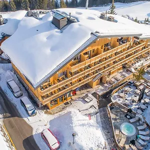 Madame Vacances & Spa Le Mottaret Meribel