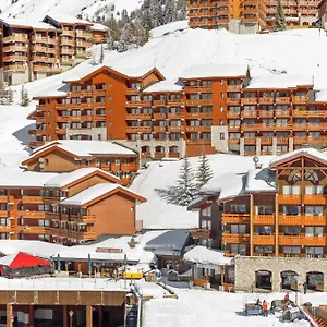 Pierre & Les Sentiers Du Tueda Meribel